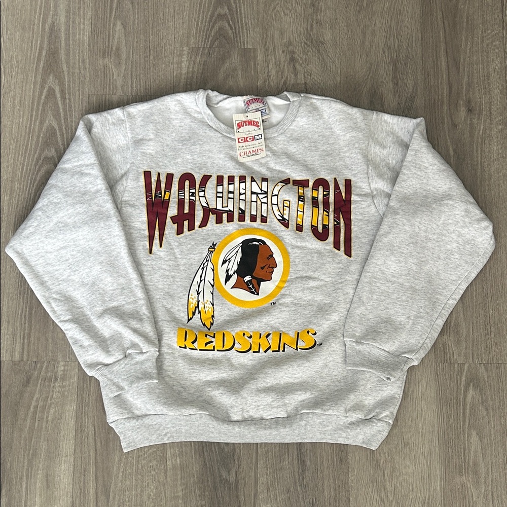 Vantage CCM Washington Redskins Gray crew neck.